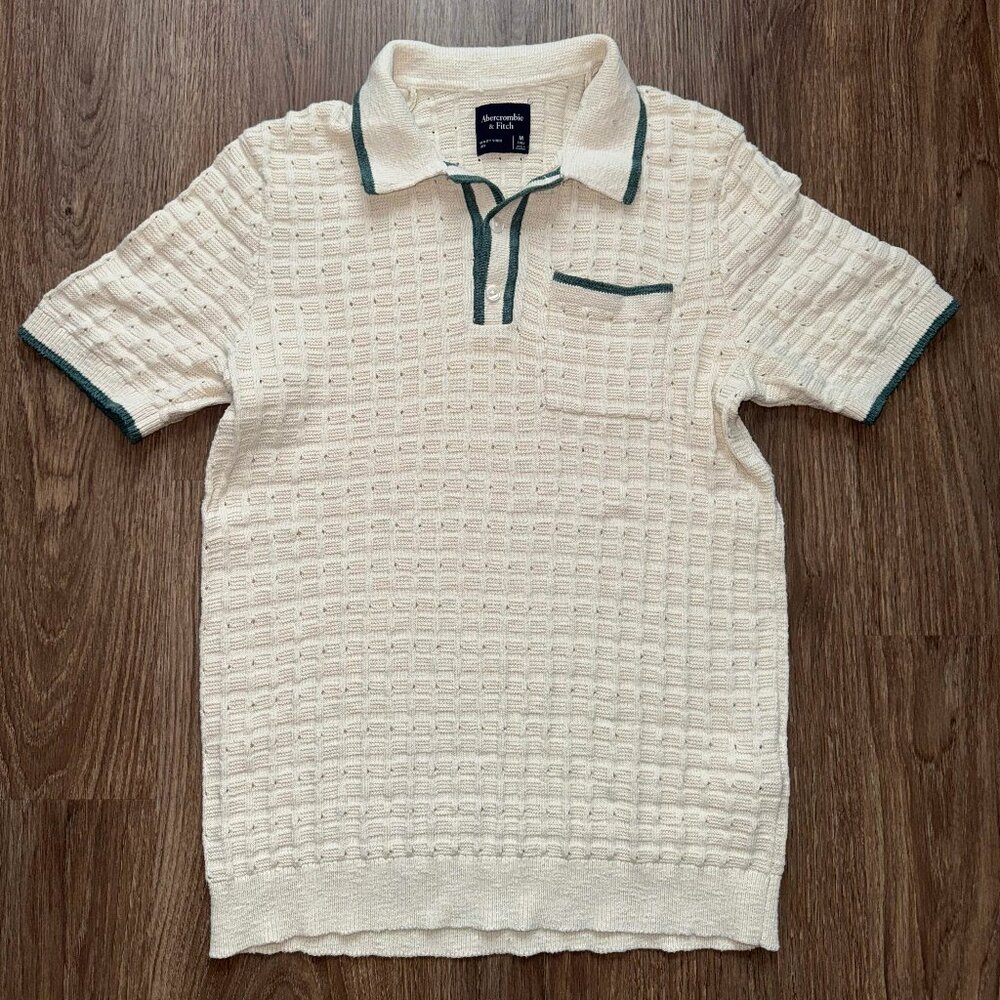 BARELY WORN Abercrombie Short Sleeve Sweater Polo (Medium Tall)